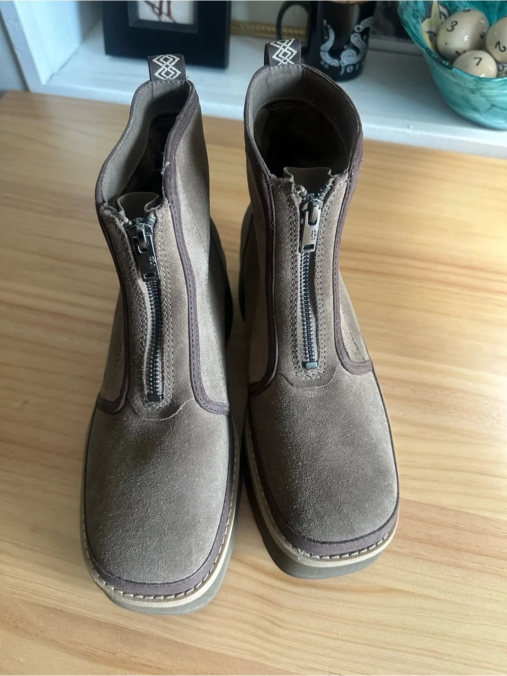 UGG Cityfunc Zip Water-Resistant Platform Bootie 8.5